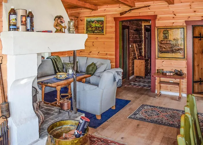 3 Bedroom Front In Holiday home Sperrebotn